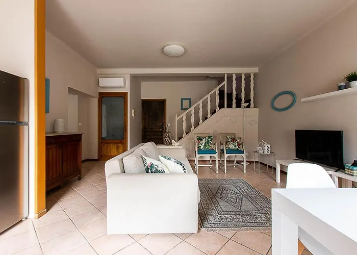 Superbe Dans Le Coeur De La 昂蒂布