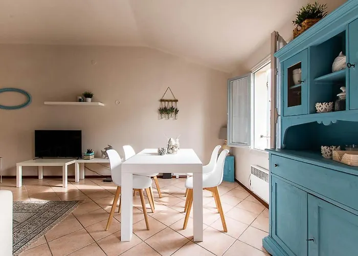 Superbe Dans Le Coeur De La * 昂蒂布