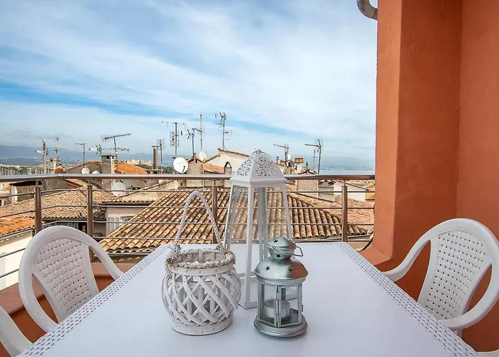 Superbe Dans Le Coeur De La * Antibes